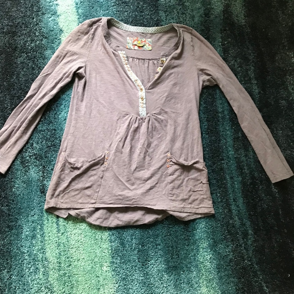 Anthropologie lavender henley top